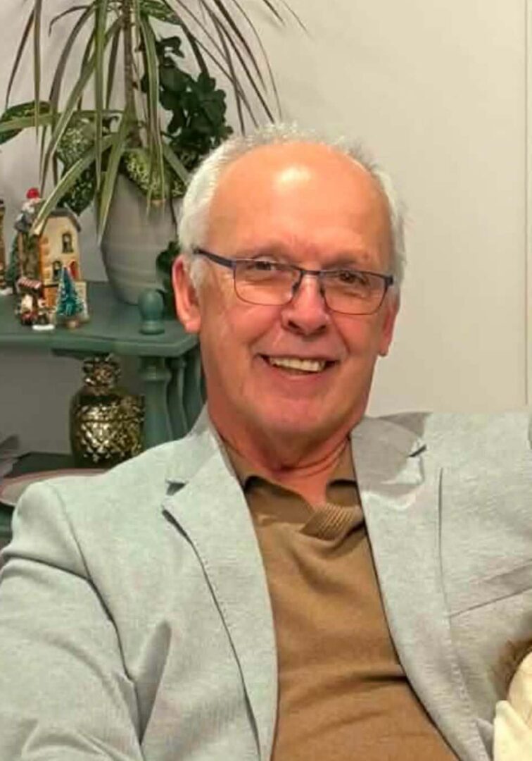 Raymond Blouin photo